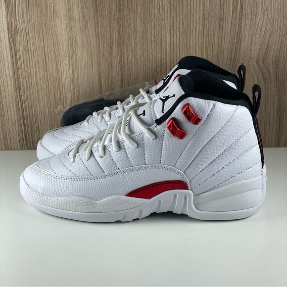 Nike Air Jordan 12 Retro 'Twist' White Red 153265-106 GS Size 4.5 / Wmns Size 6 - Picture 4 of 10